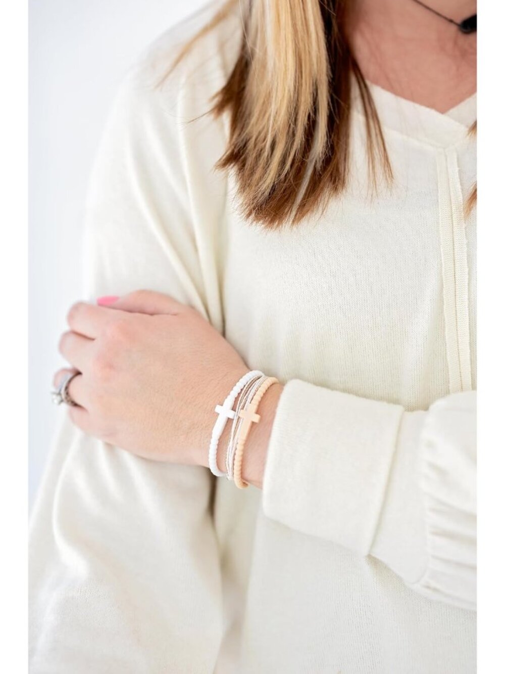 Jesus Bracelets - Cross Silicone Bracelet - Picture 4 of 5